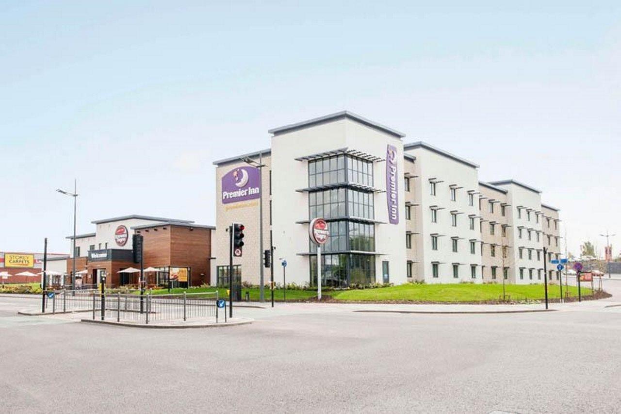 Premier Inn Stoke-On-Trent Exterior photo